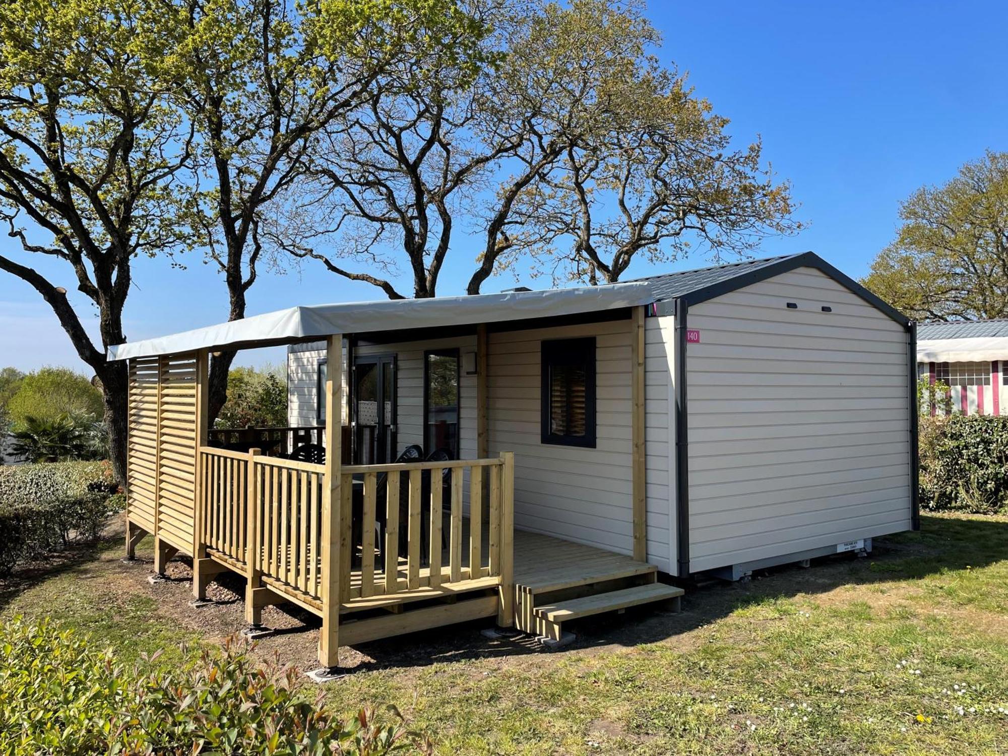 Camping Les Brillas Les Moutiers Exteriér fotografie