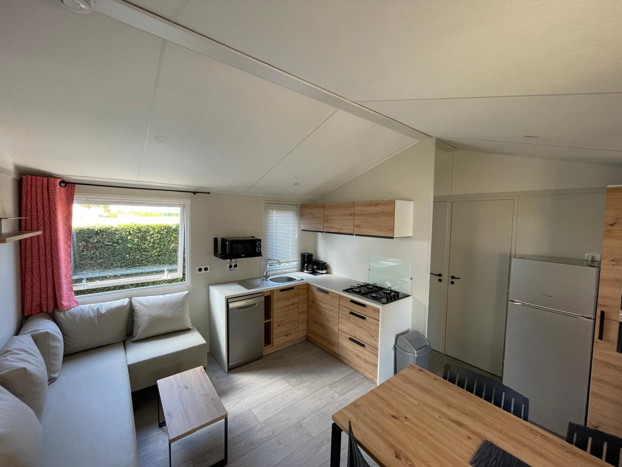Camping Les Brillas Les Moutiers Exteriér fotografie
