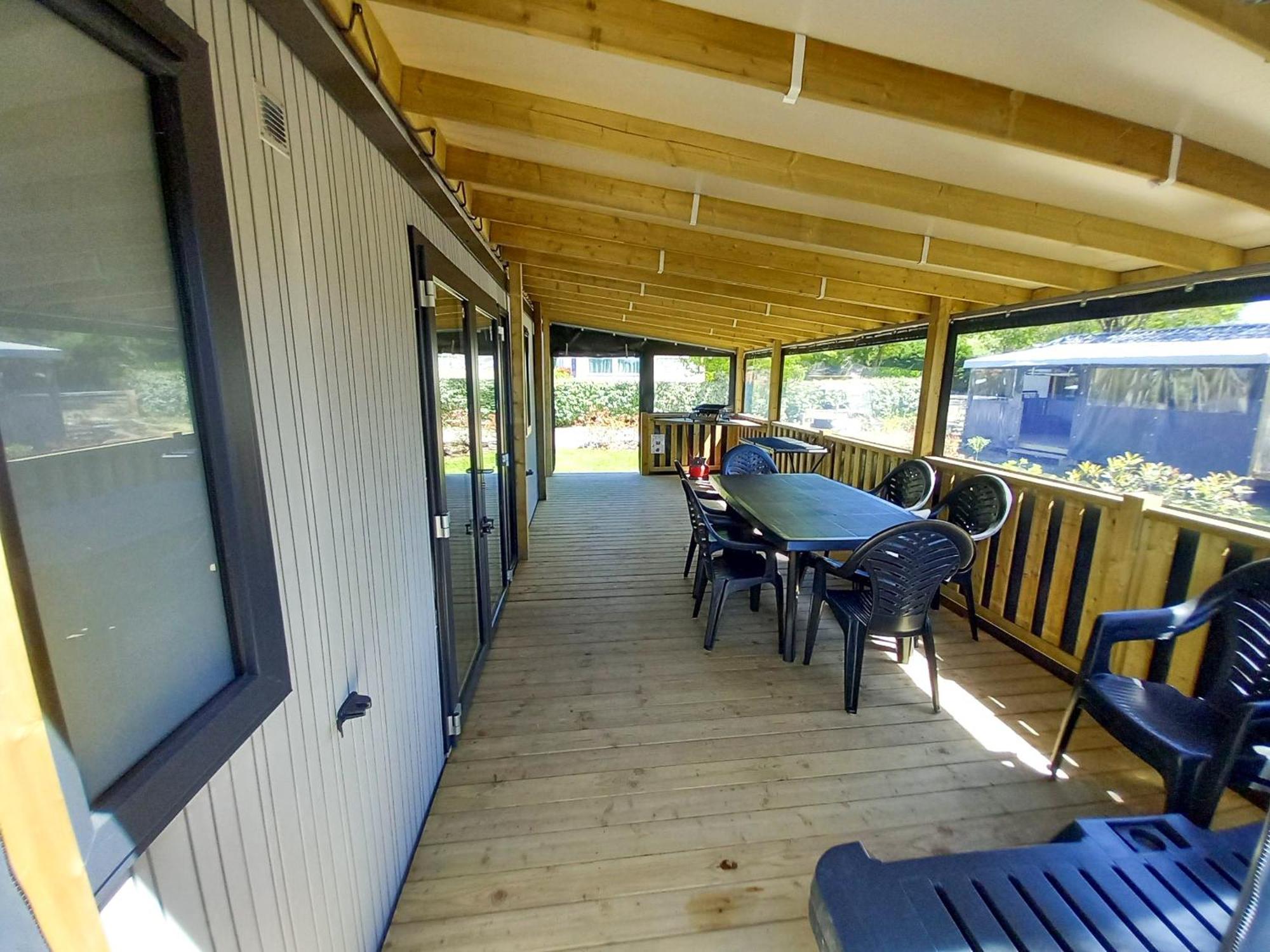 Camping Les Brillas Les Moutiers Exteriér fotografie