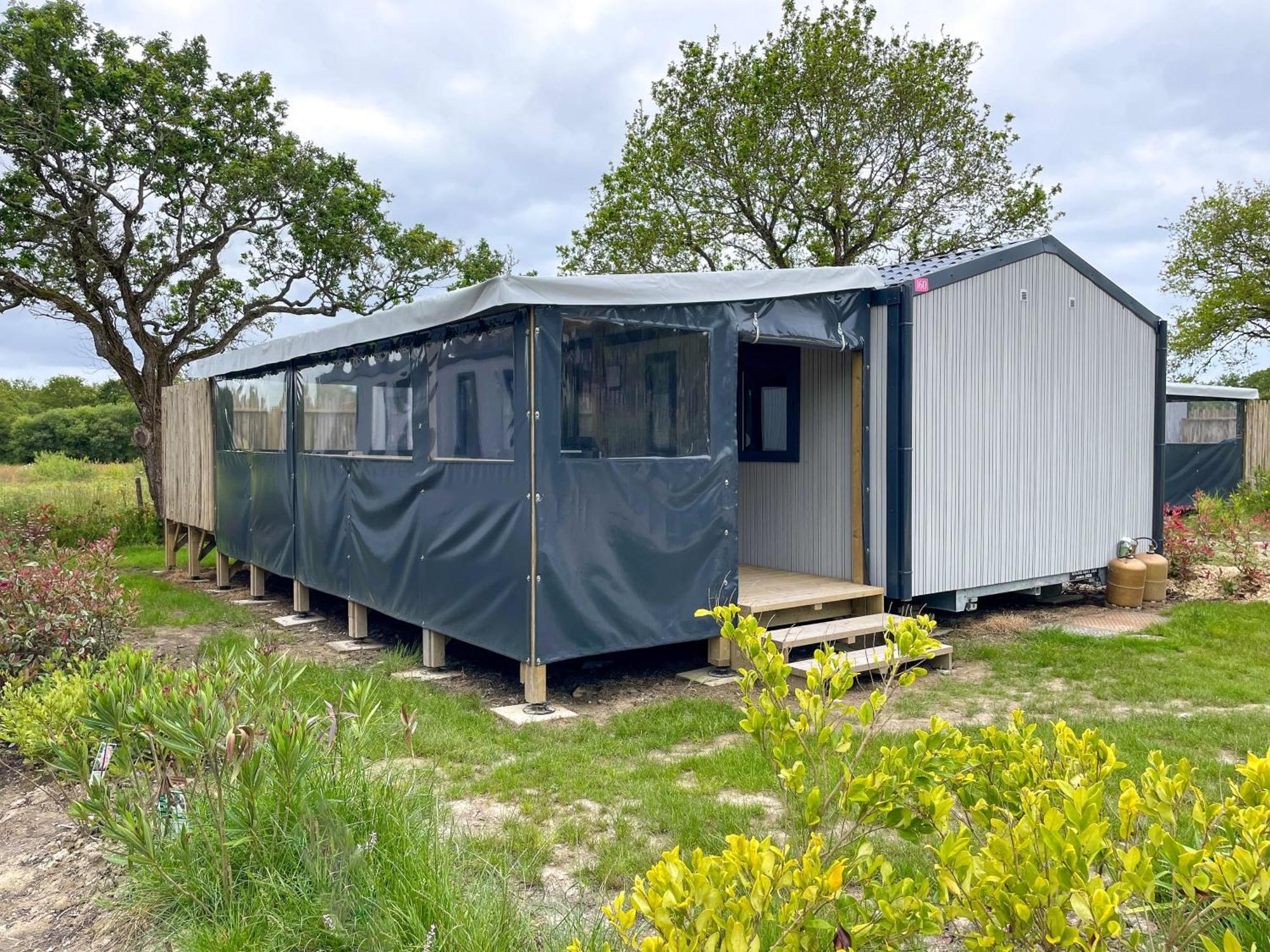 Camping Les Brillas Les Moutiers Exteriér fotografie